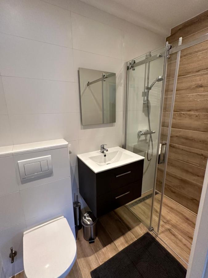 ברדה D10 Apartments מראה חיצוני תמונה